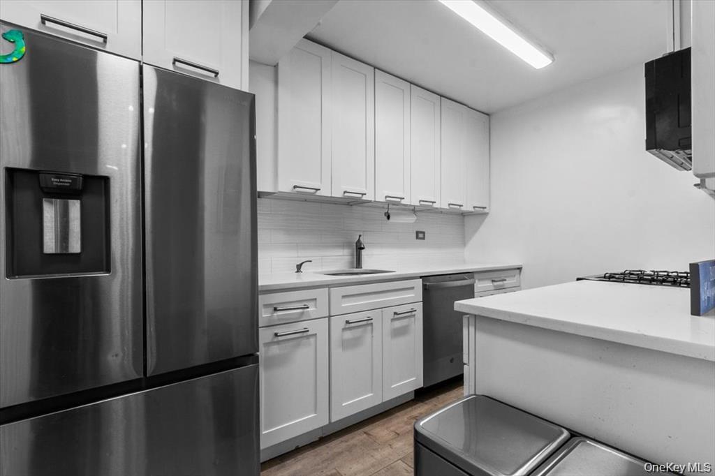 5425 Valles Avenue, Unit 3F photo 14