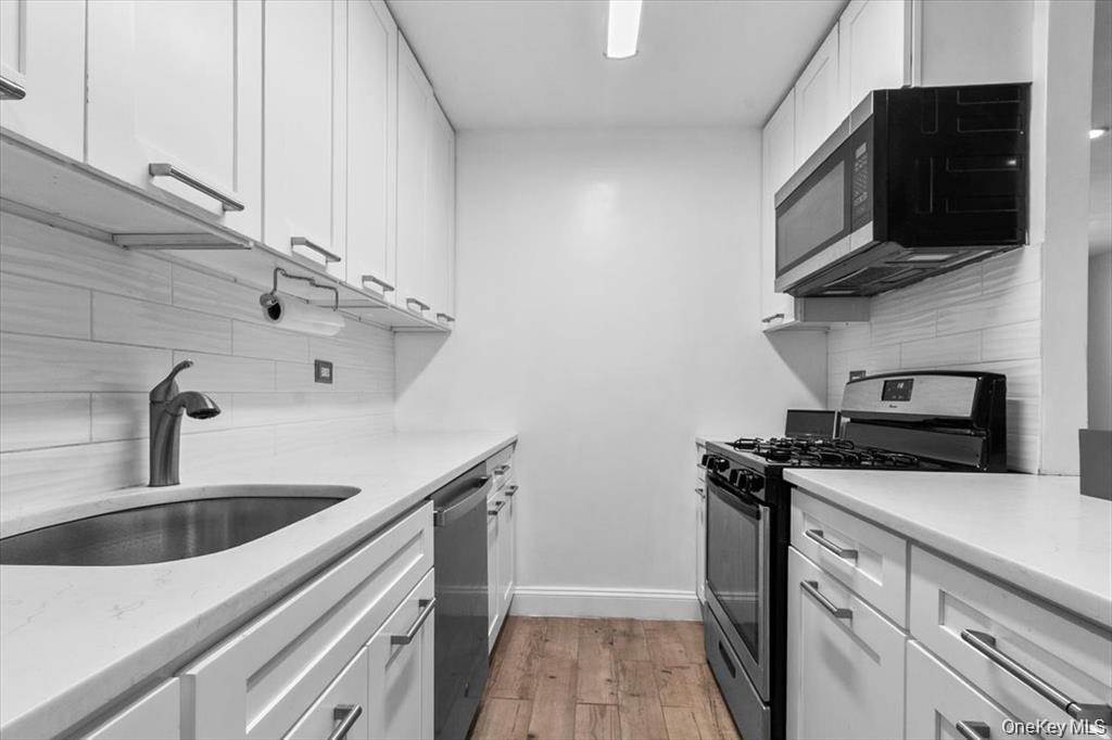 5425 Valles Avenue, Unit 3F photo 11