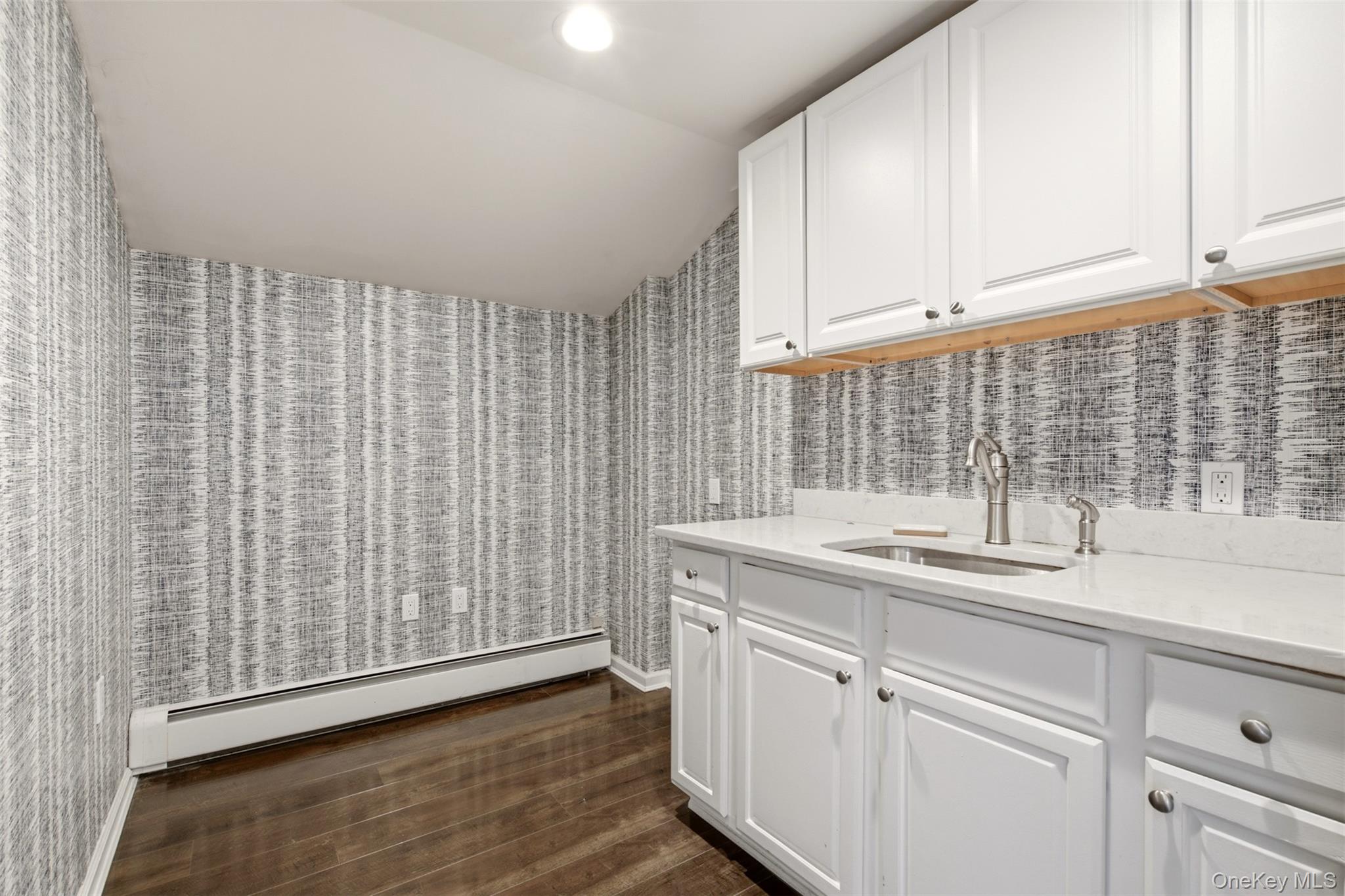 37 Main Street – For Rent photo 11