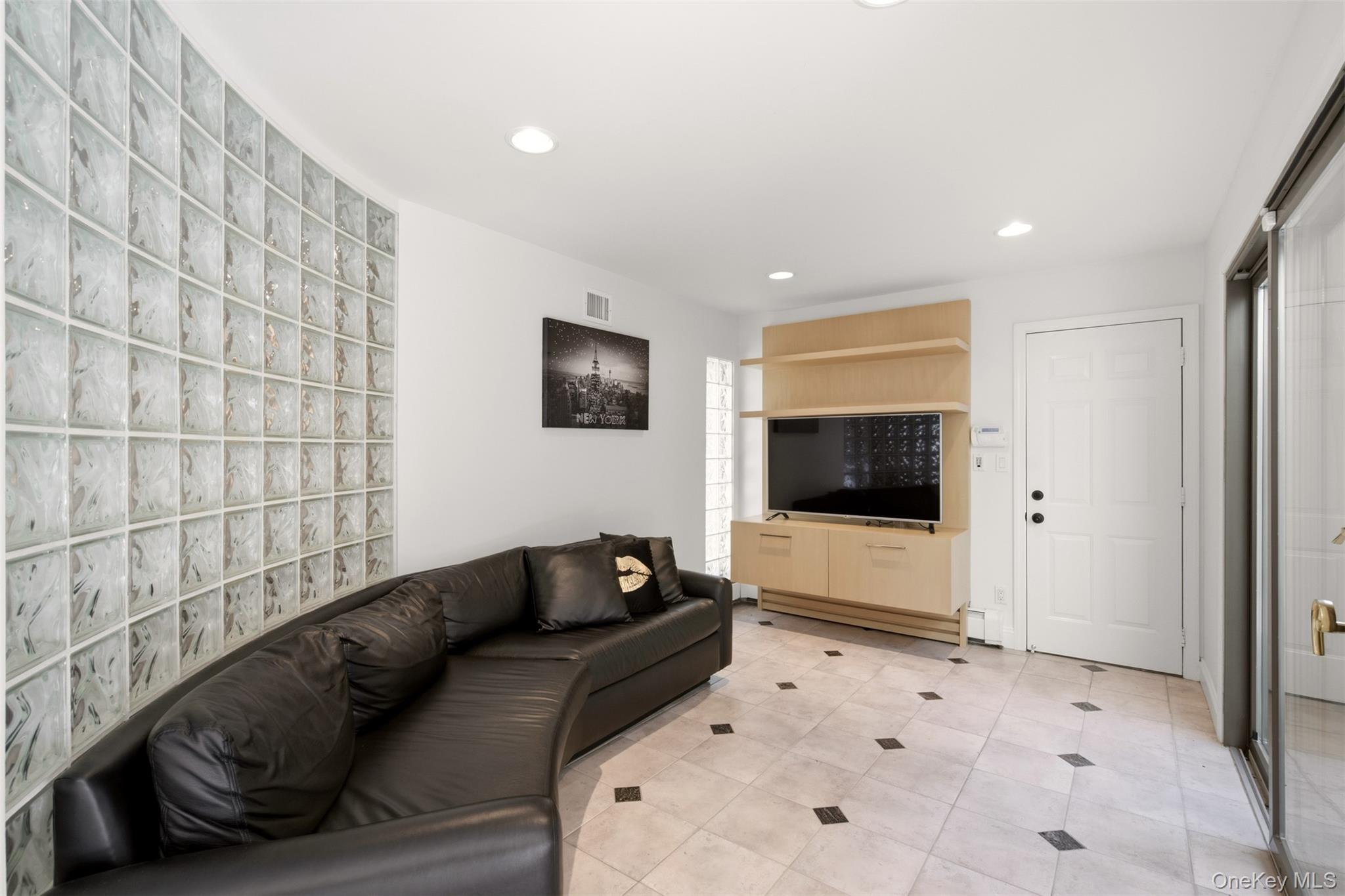 42 Country Club Drive – For Sale photo 18