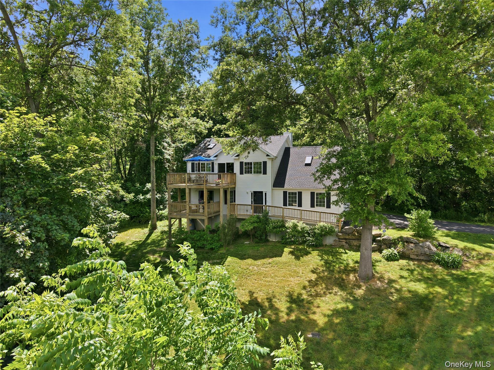 15 Meadow Drive – For Sale photo 4