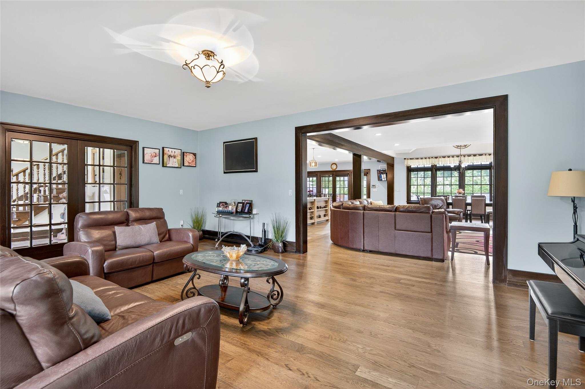 23 Gloria Lane – For Sale photo 14