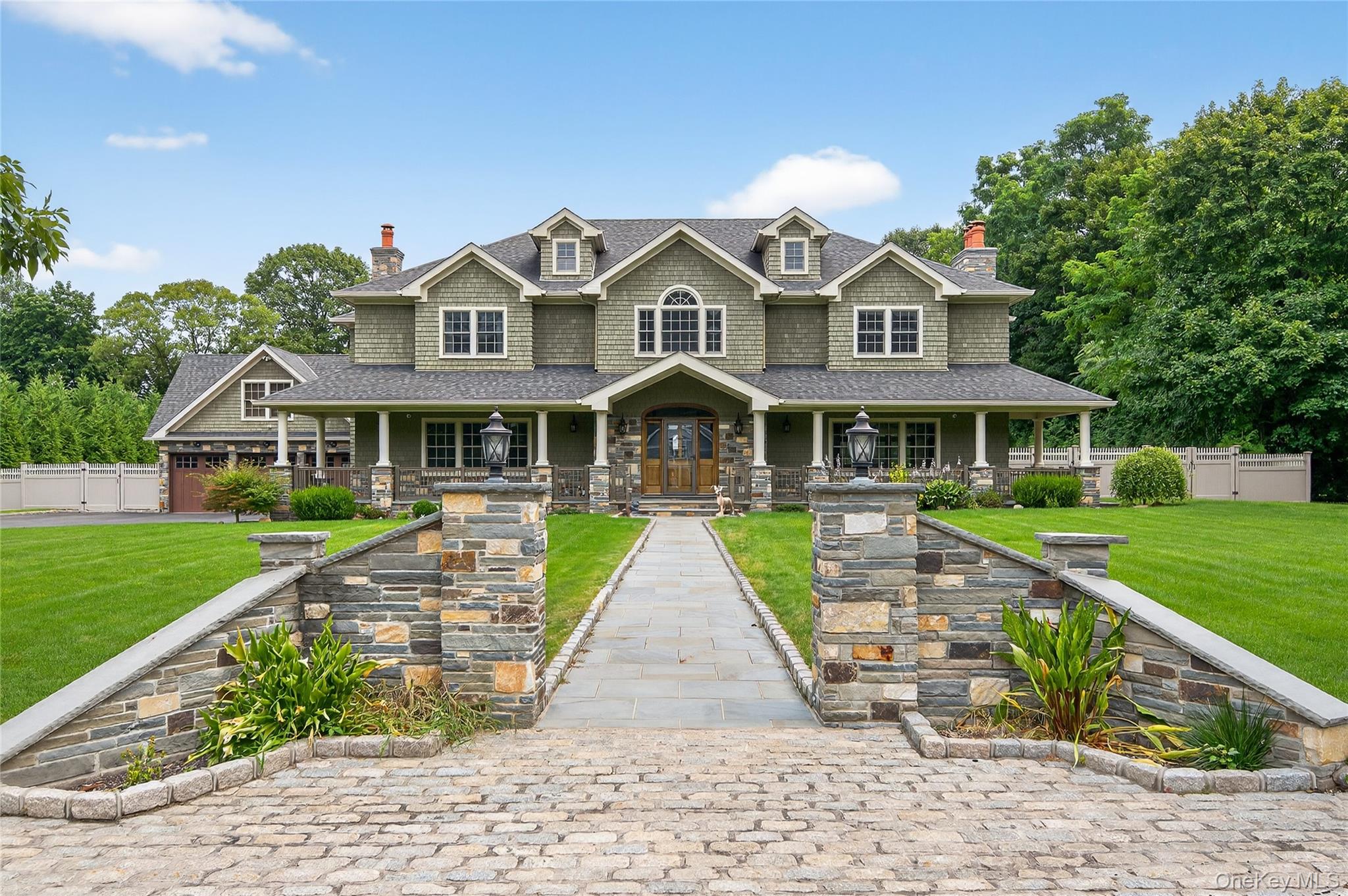 23 Gloria Lane – For Sale