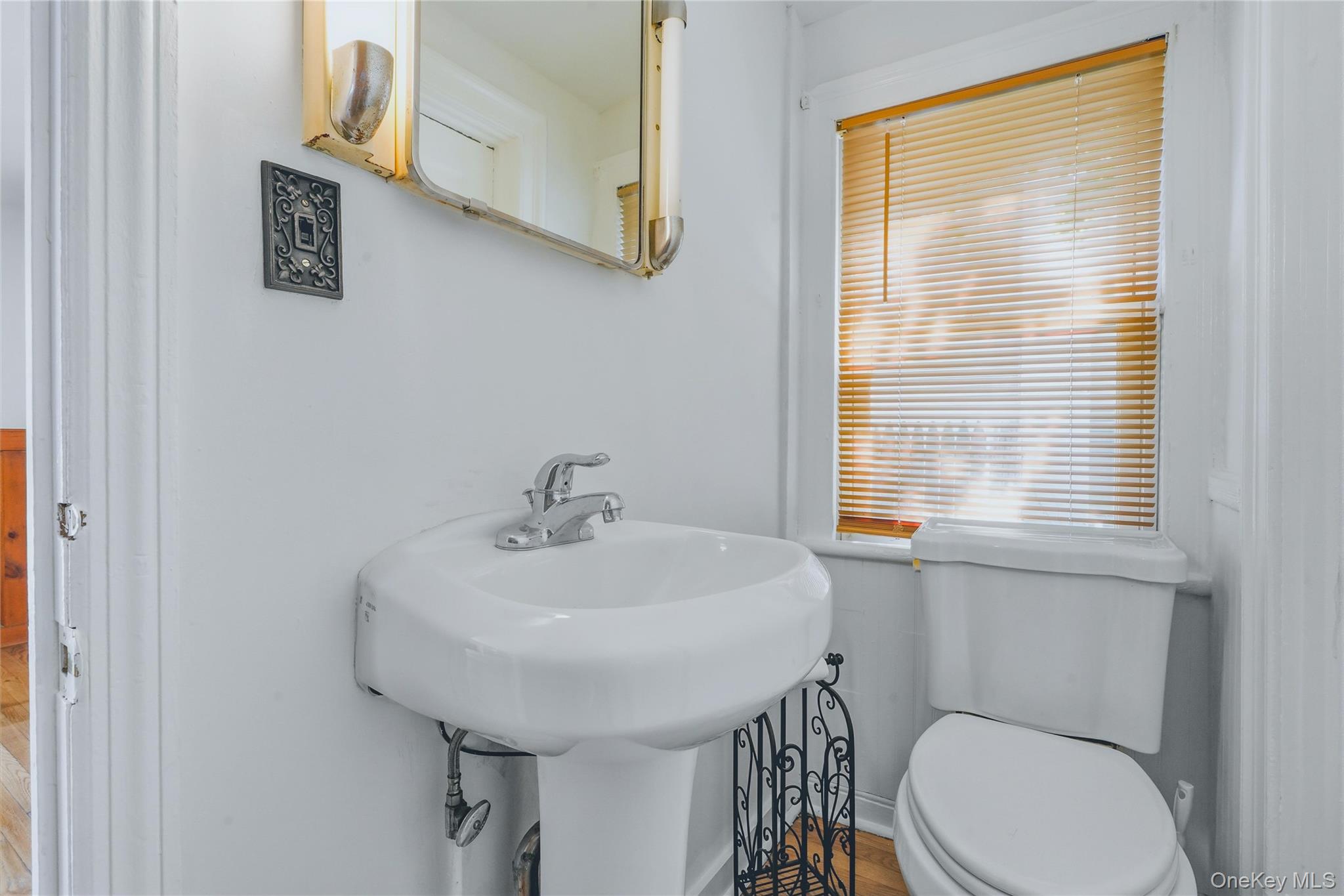 9 Maple Street – For Sale photo 8