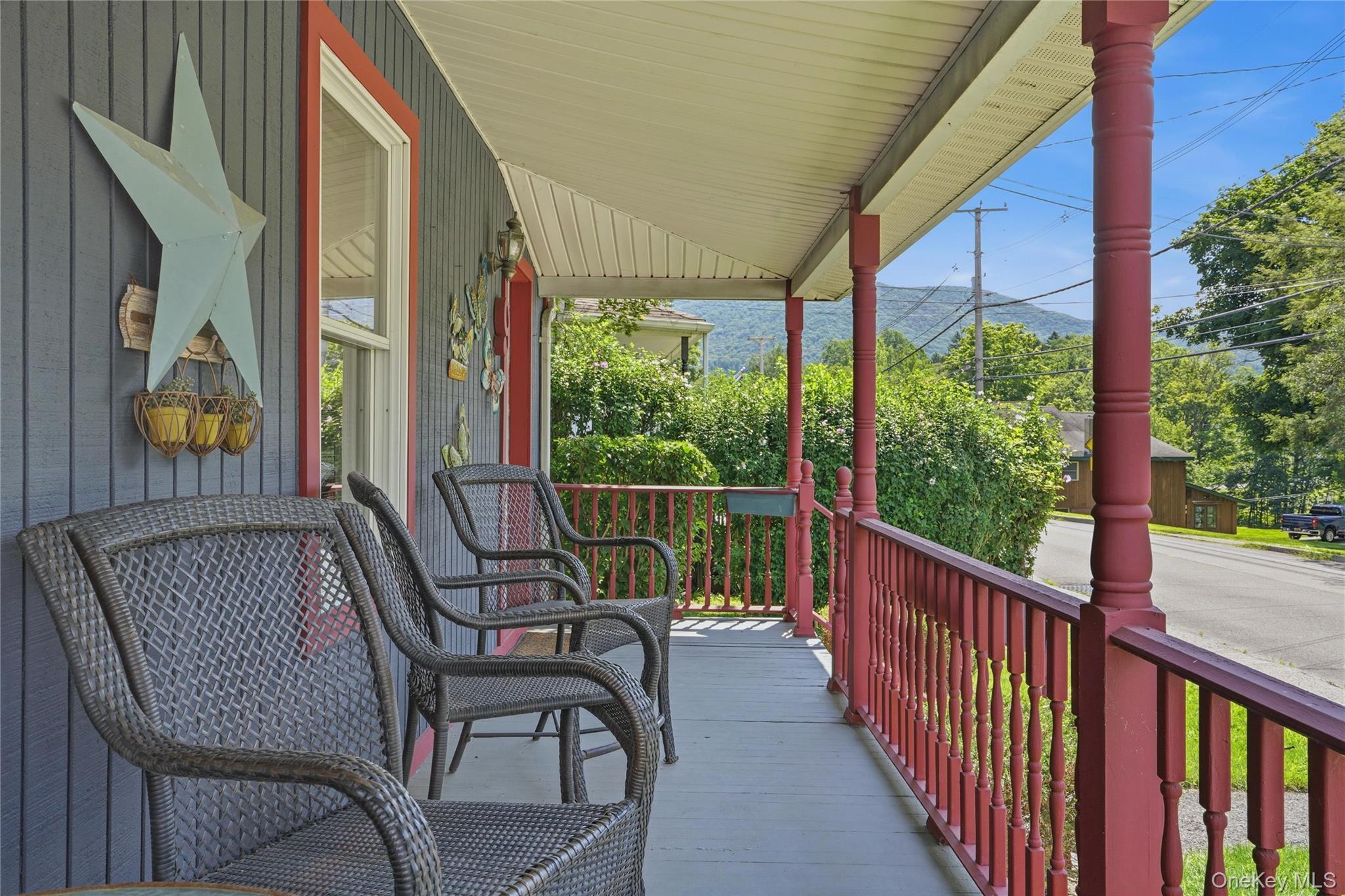 9 Maple Street – For Sale photo 16