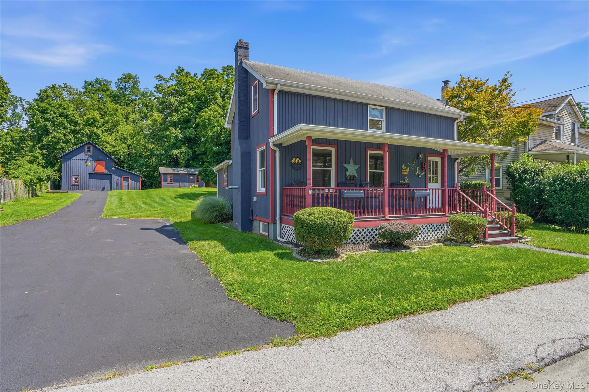 9 Maple Street – For Sale photo 2