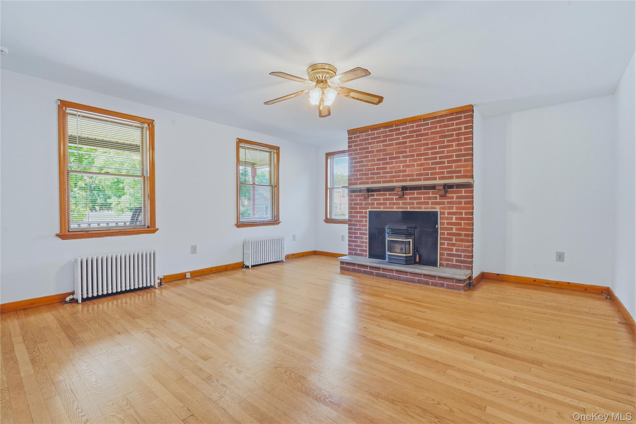 9 Maple Street – For Sale photo 5