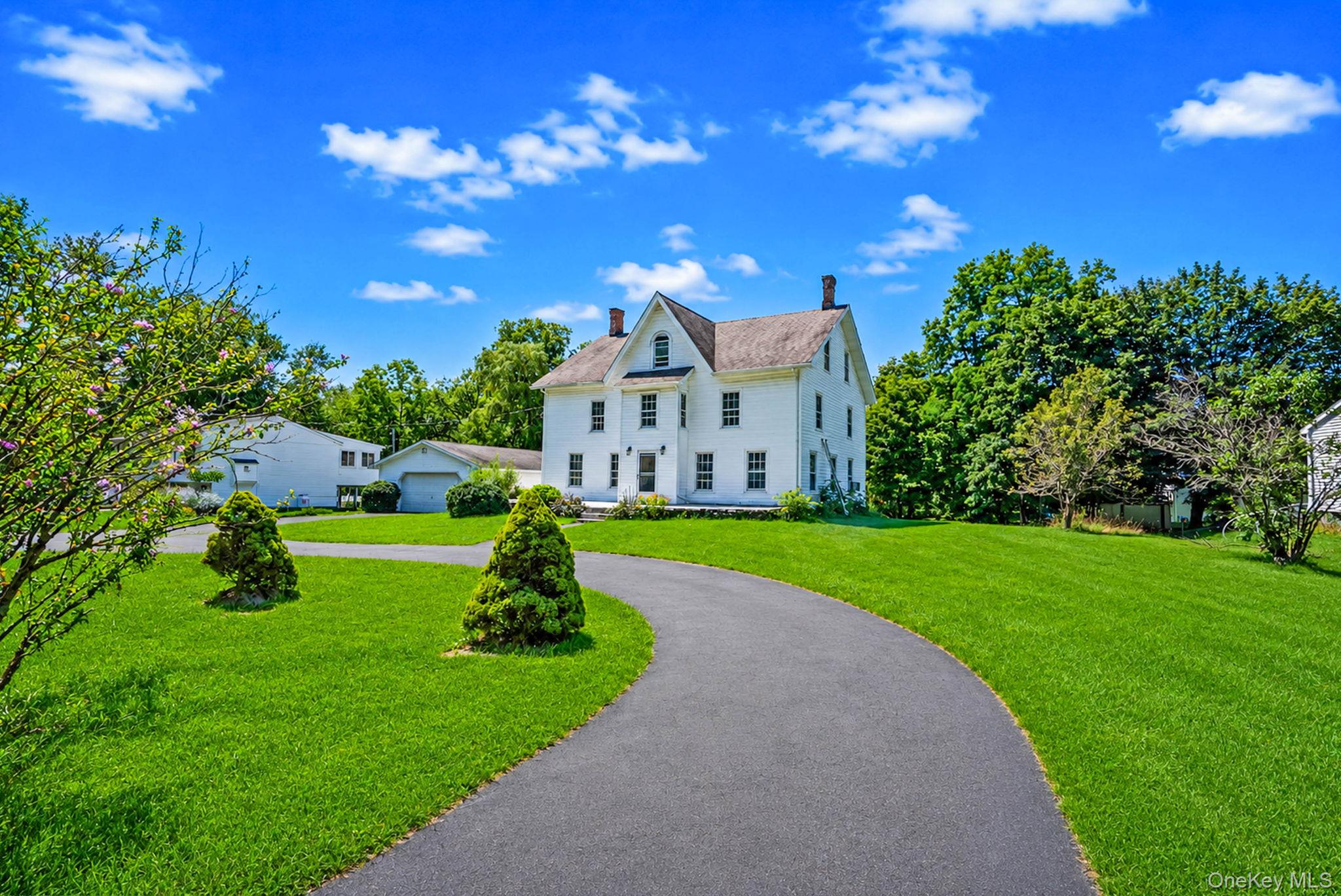 180 Quaker Street – For Sale photo 2