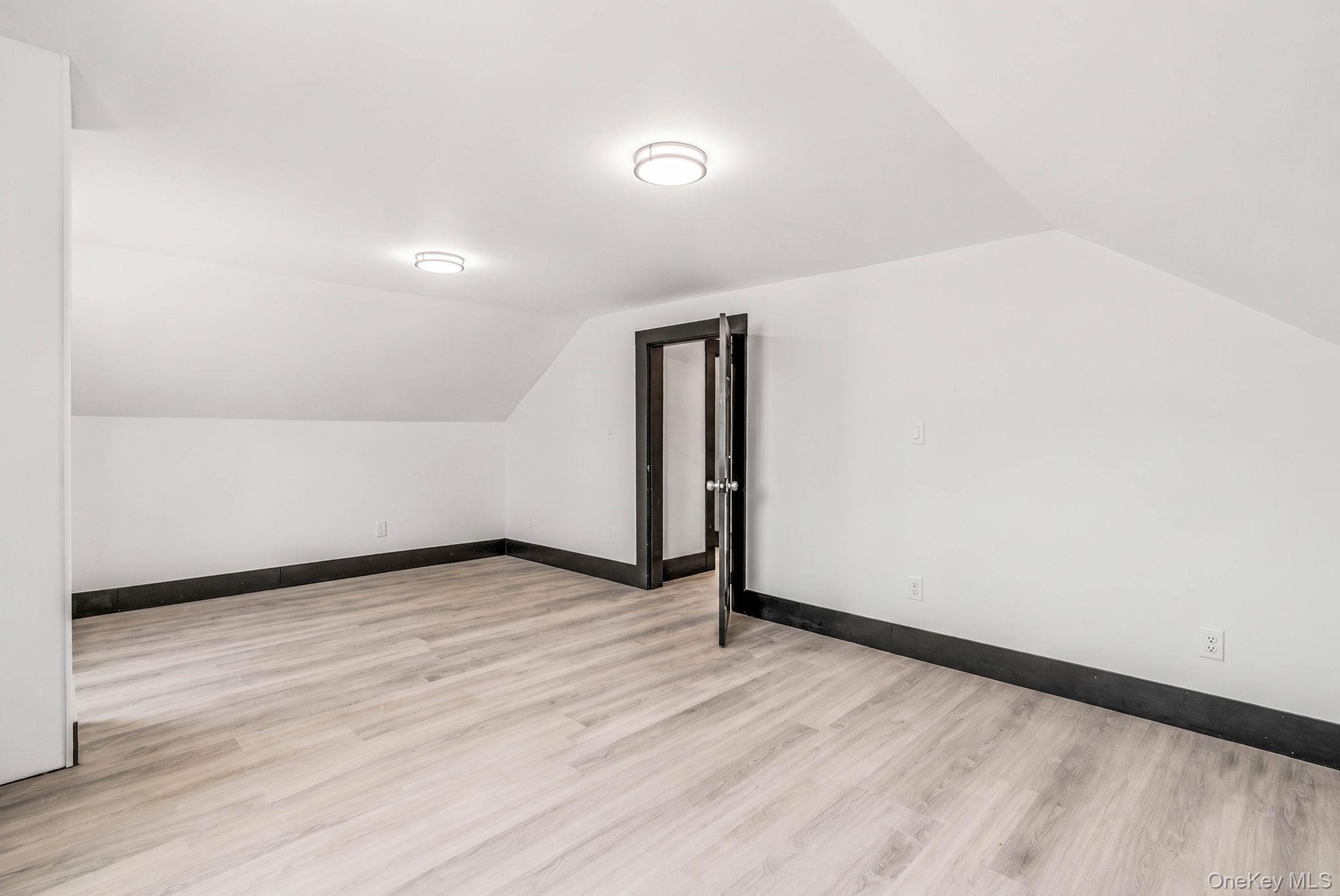 180 Quaker Street – For Sale photo 39