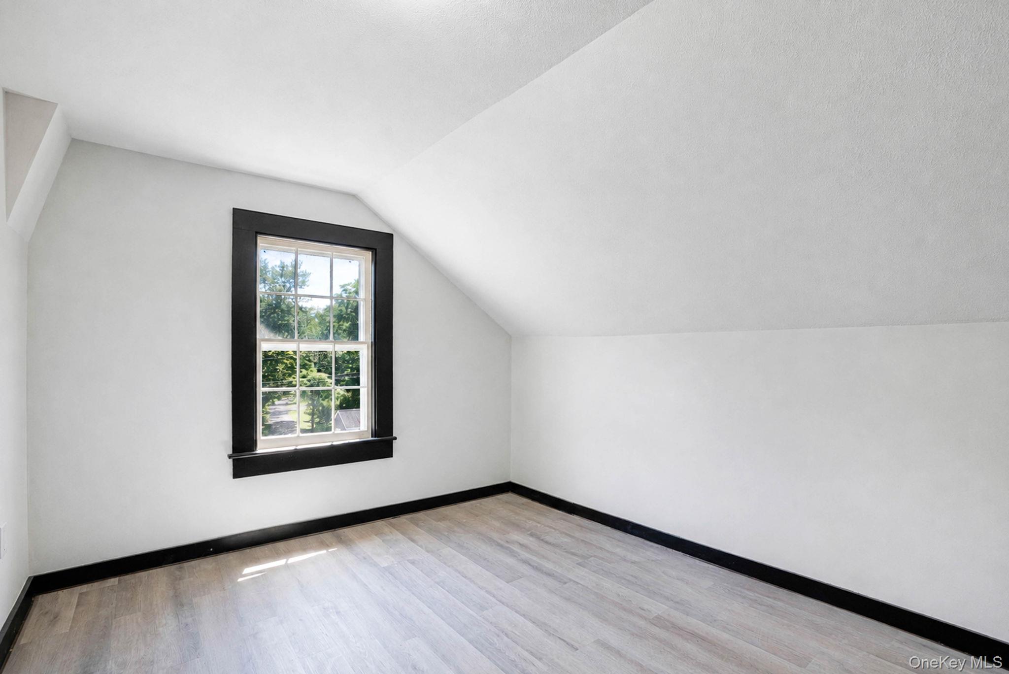 180 Quaker Street – For Sale photo 35