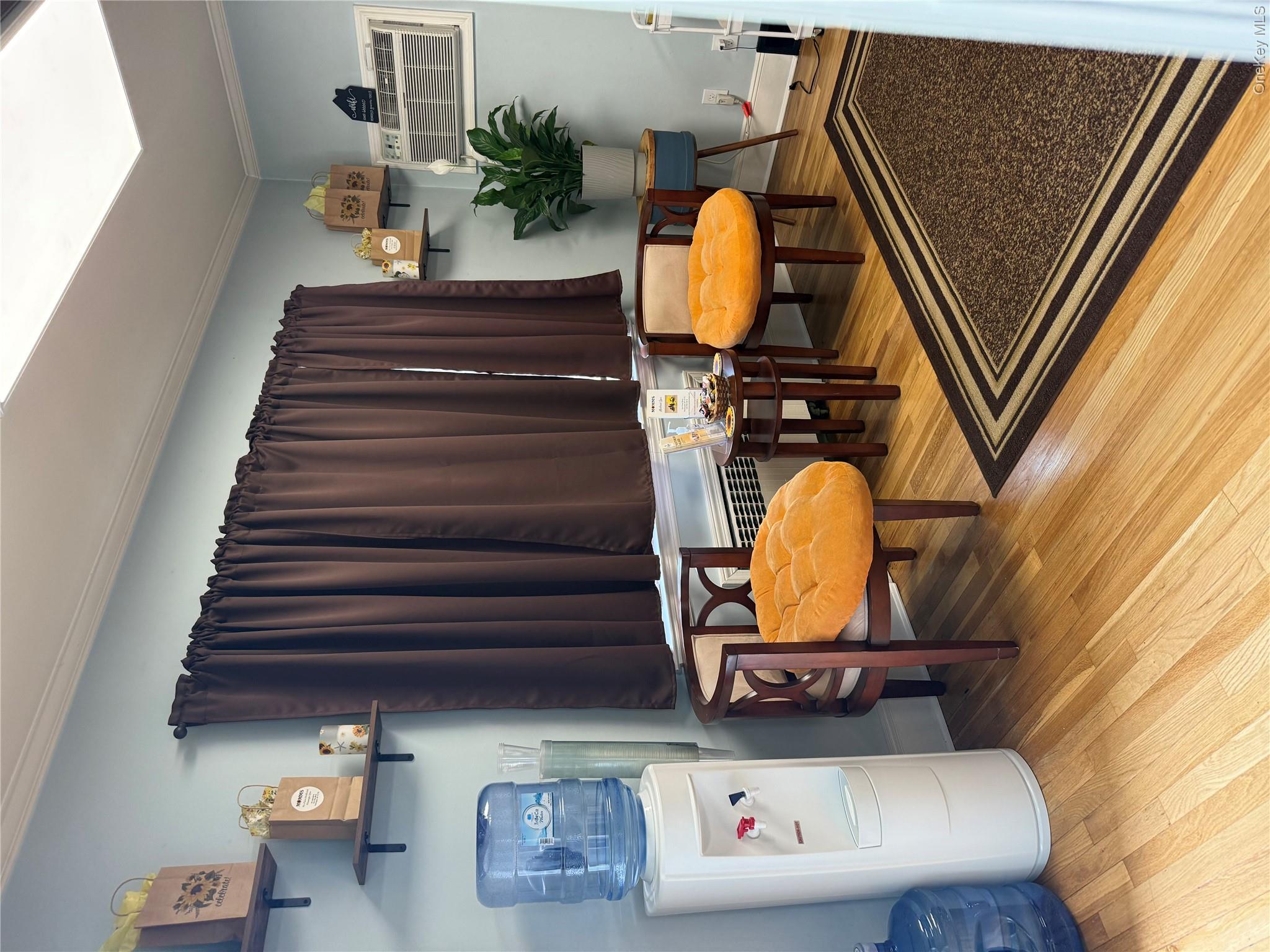 64 E Roe Boulevard – For Rent
