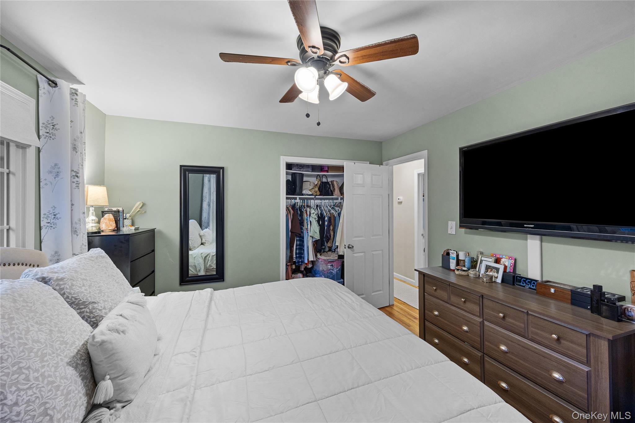 33 Manhasset Road – For Sale photo 12