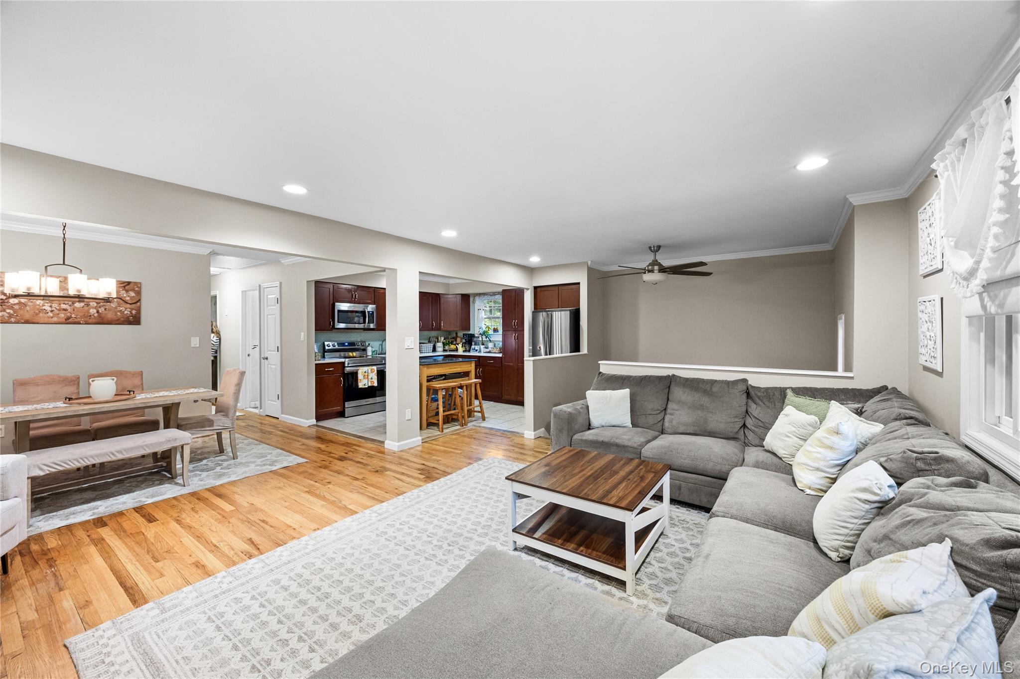 33 Manhasset Road – For Sale photo 5