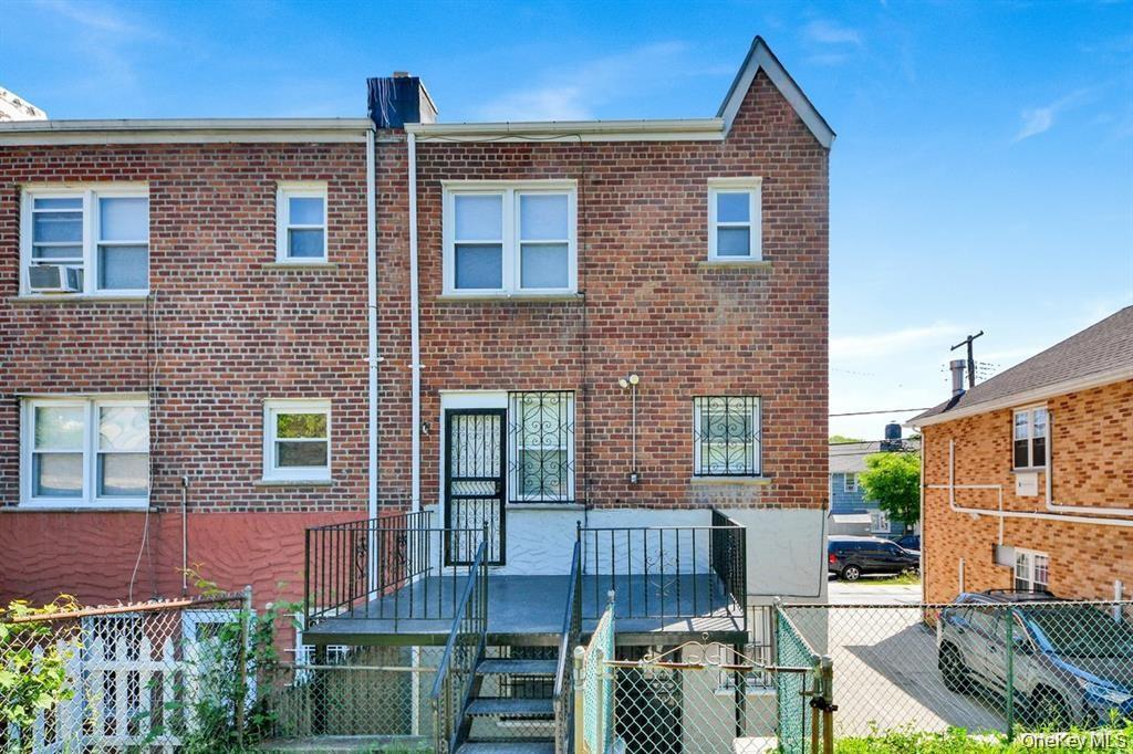 561 Logan Avenue – For Rent photo 2