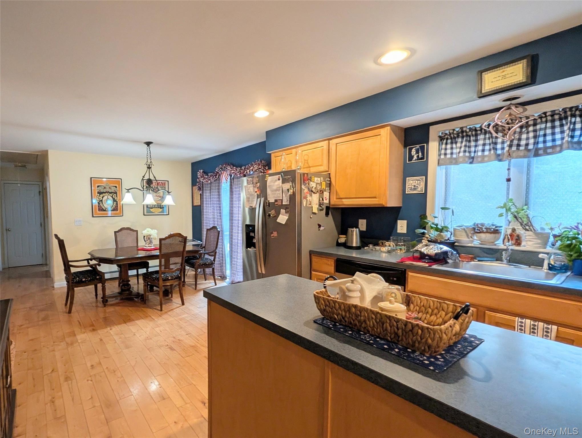38 Hoffman – For Sale photo 13