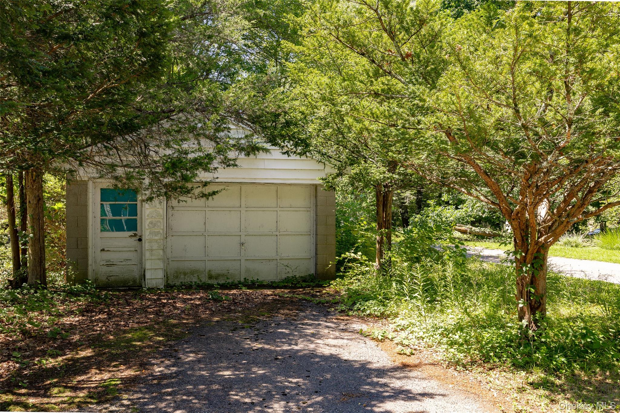 31 Lake Shore Drive – For Sale photo 28