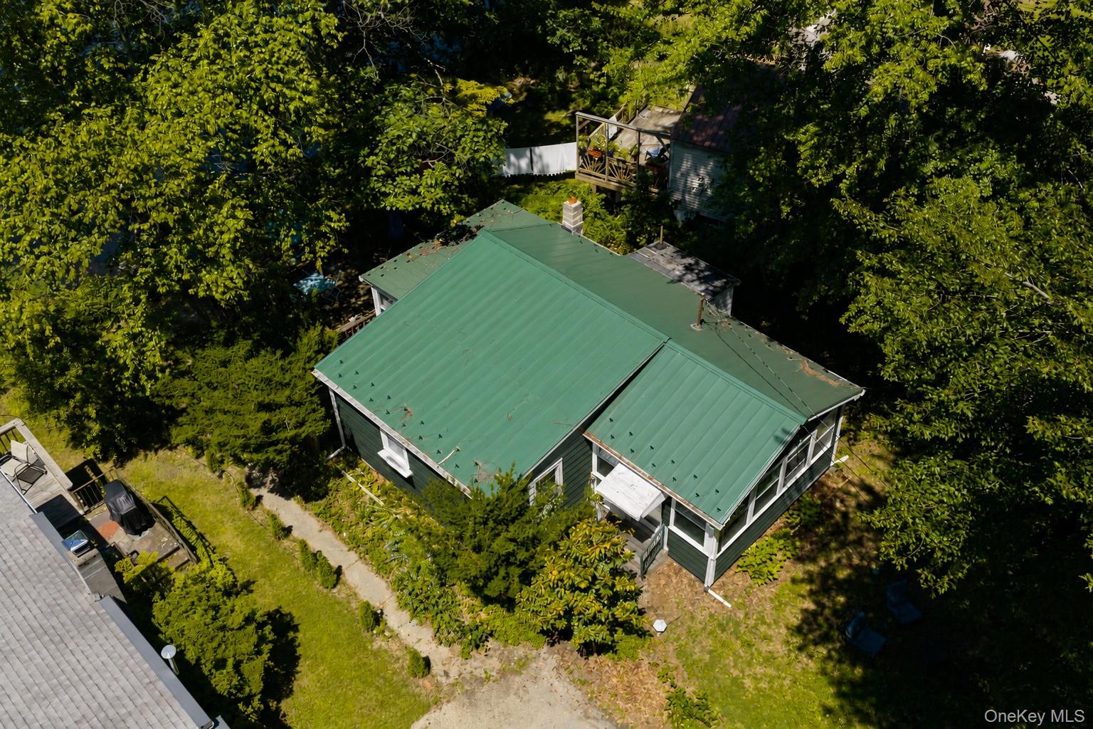 31 Lake Shore Drive – For Sale photo 6