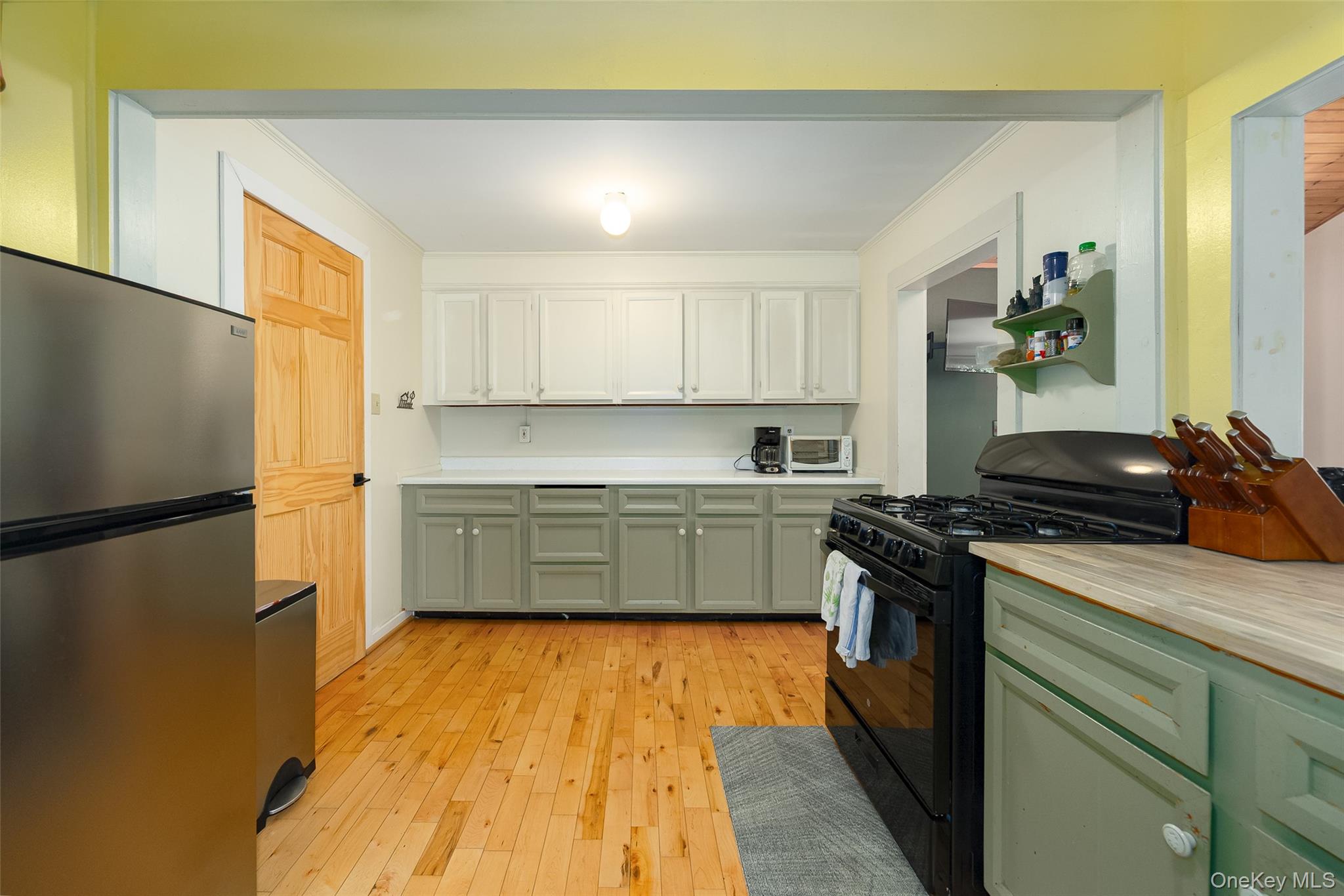 31 Lake Shore Drive – For Sale photo 21