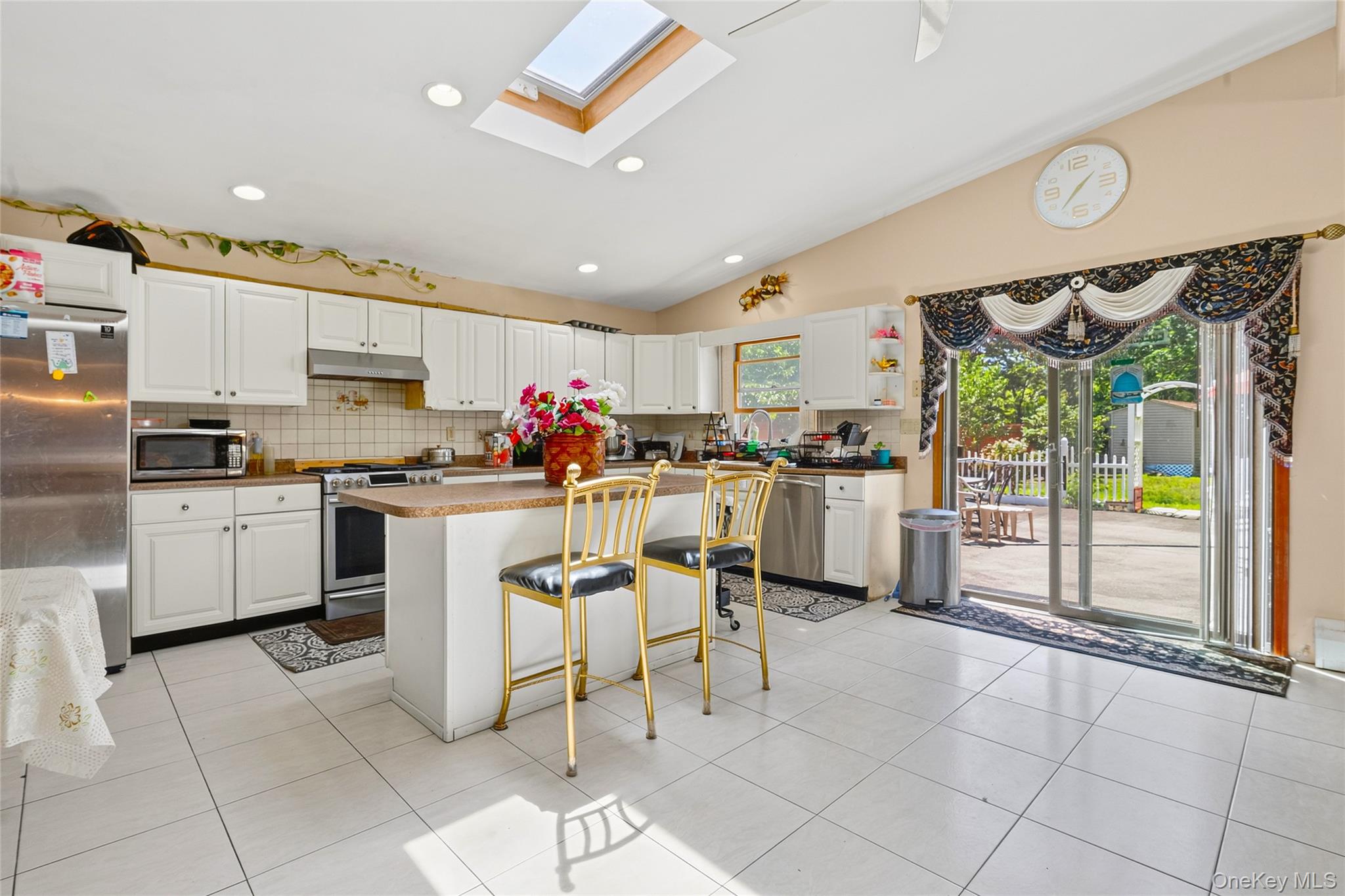 4 Winding Lane – For Sale photo 20