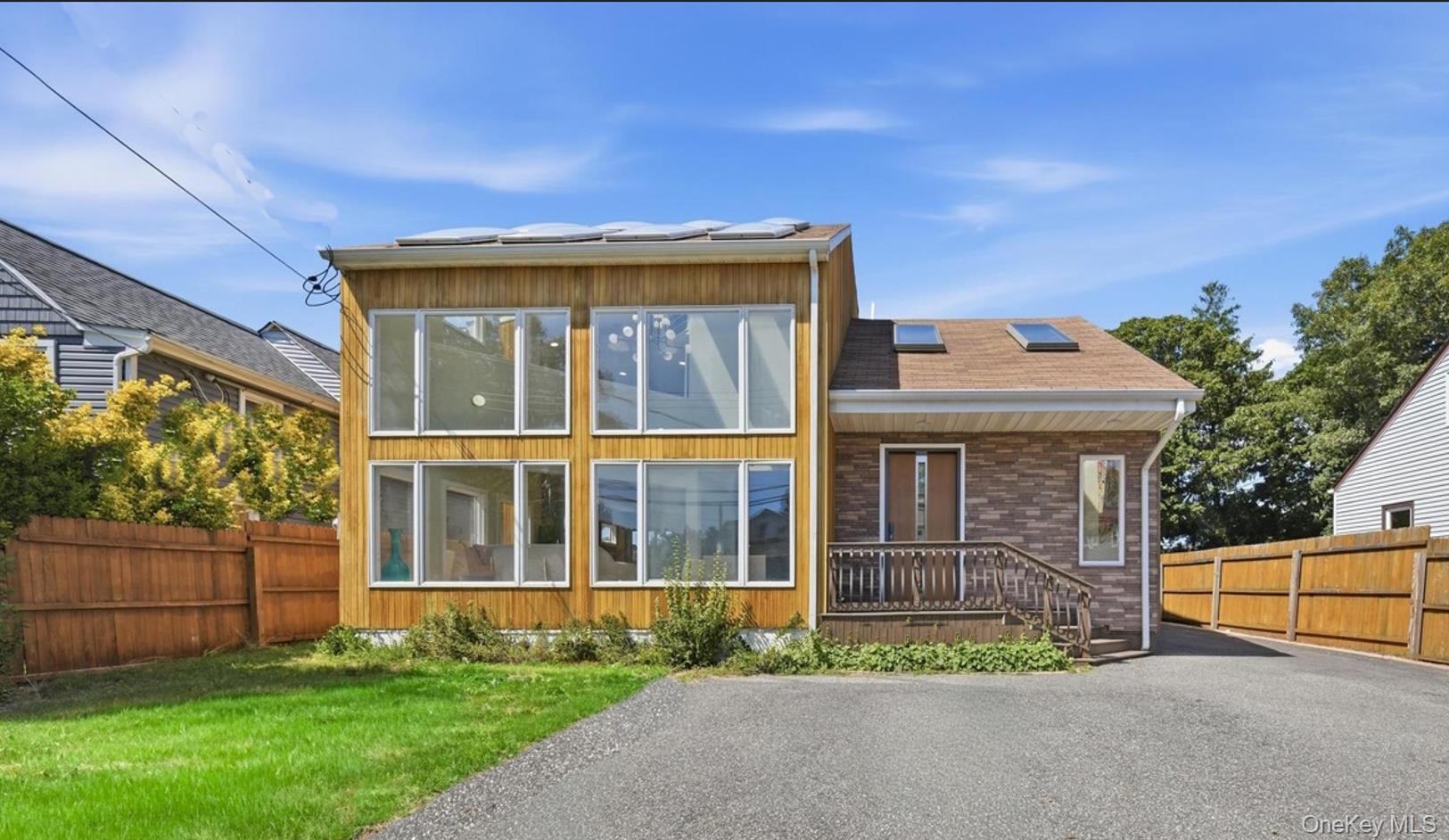 308 5th Avenue – For Sale