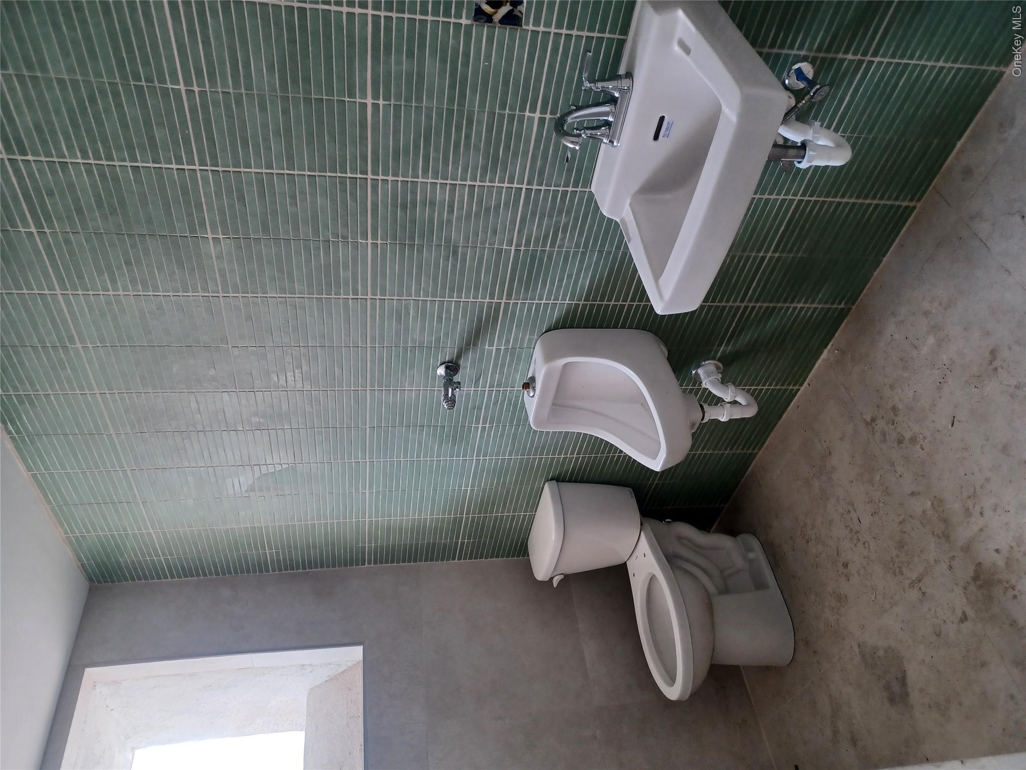 17 Midland Avenue, Unit 1 photo 10