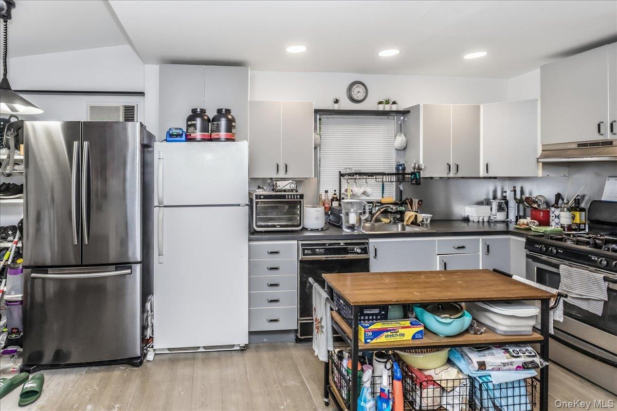 27 &  31 Kennedy Road – For Sale photo 6