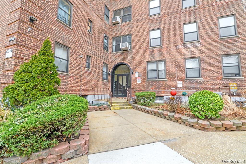 140-14 28th Road, Unit 6A