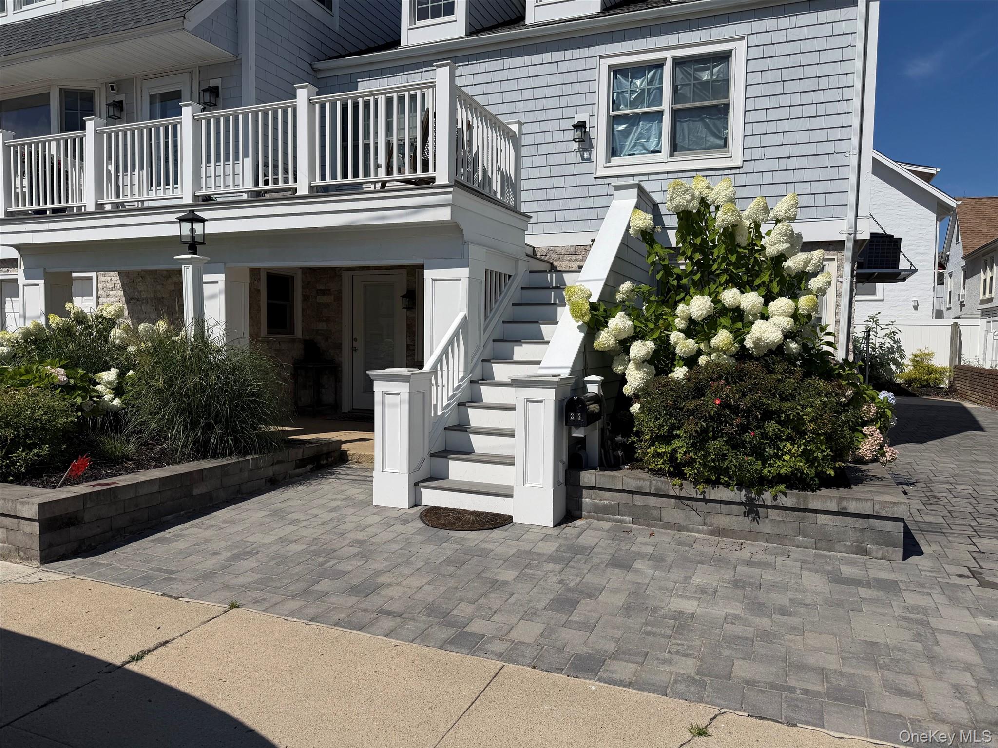 35 Trenton Avenue, Unit 1st Floor