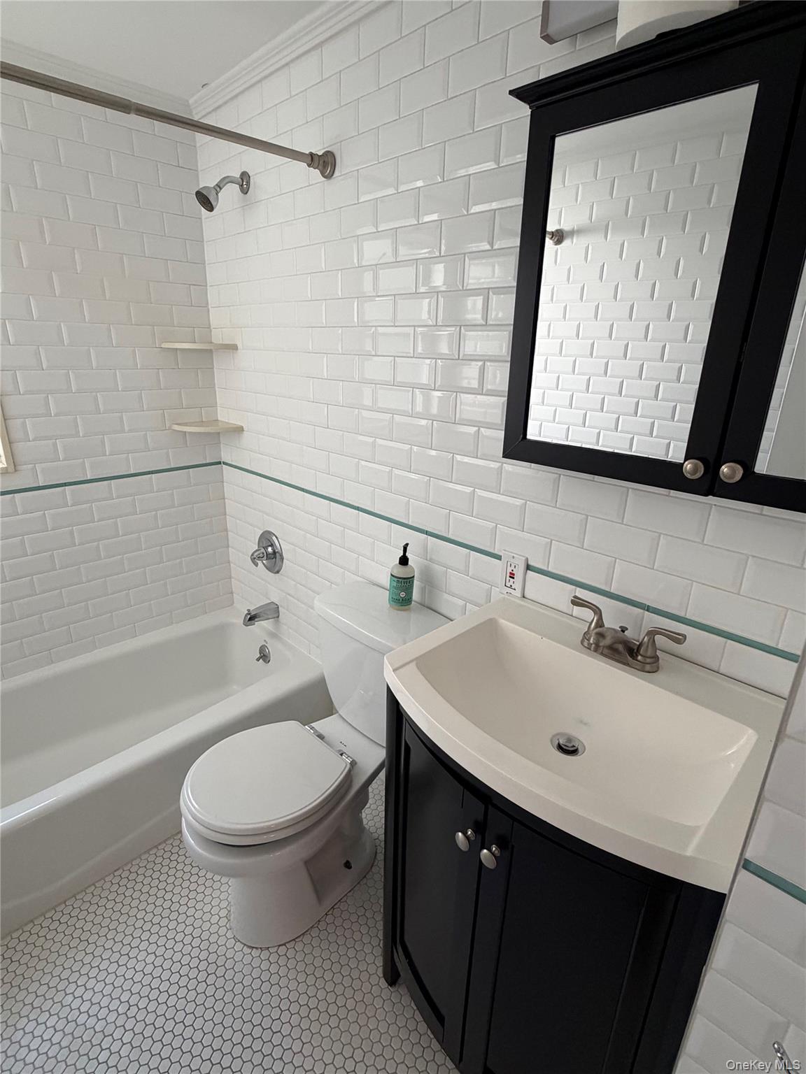 35 Trenton Avenue, Unit 1st Floor photo 11