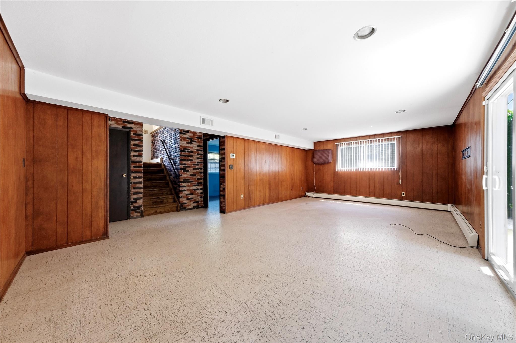18 Valley Lane E – For Sale photo 19