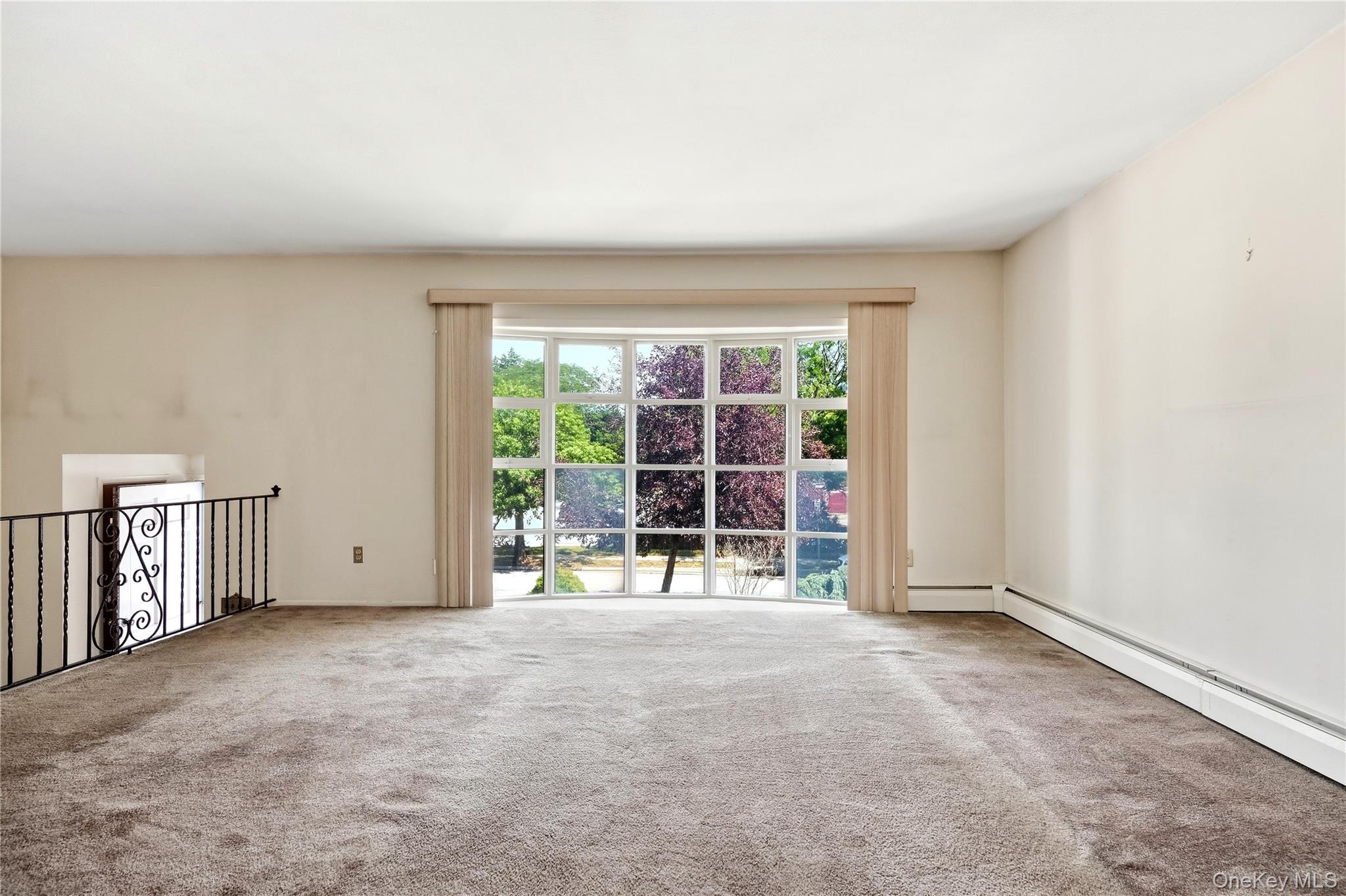 18 Valley Lane E – For Sale photo 6