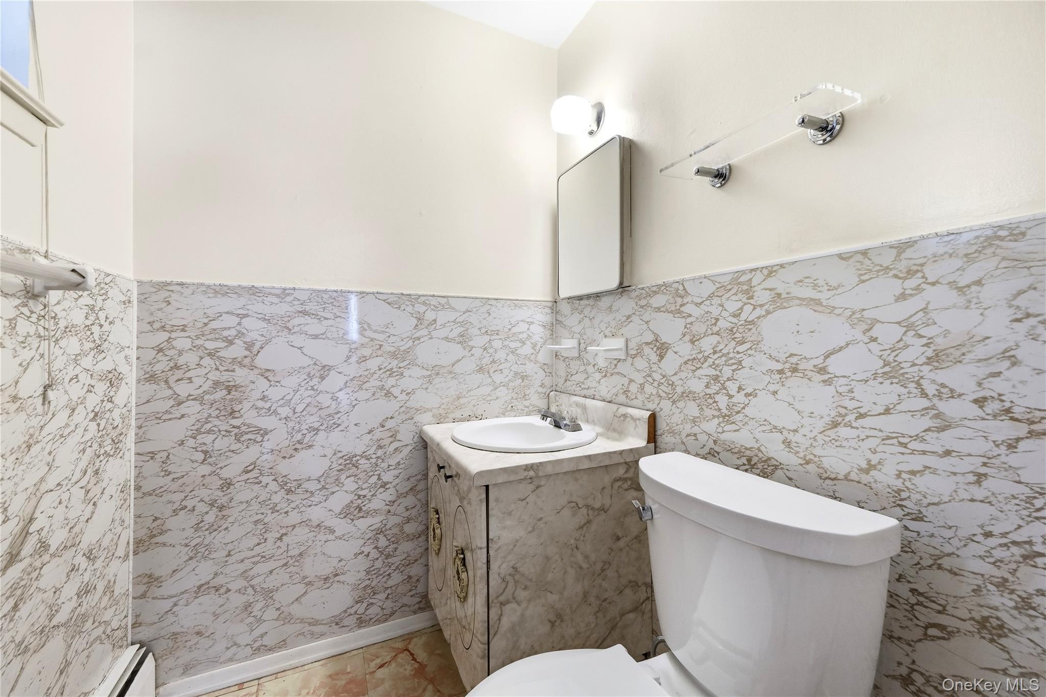 18 Valley Lane E – For Sale photo 22