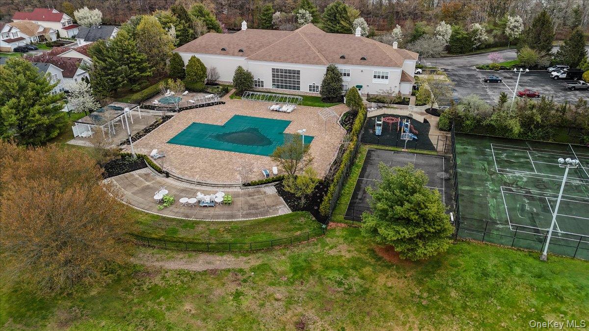 10 Casey Lane – For Sale photo 33