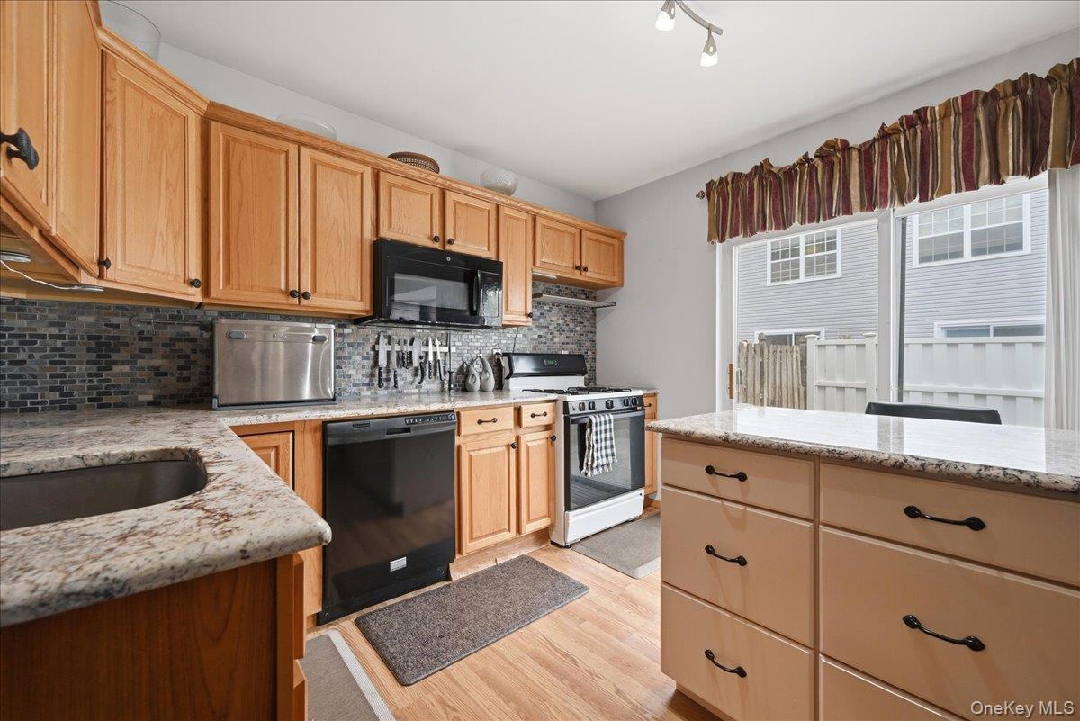 10 Casey Lane – For Sale photo 8