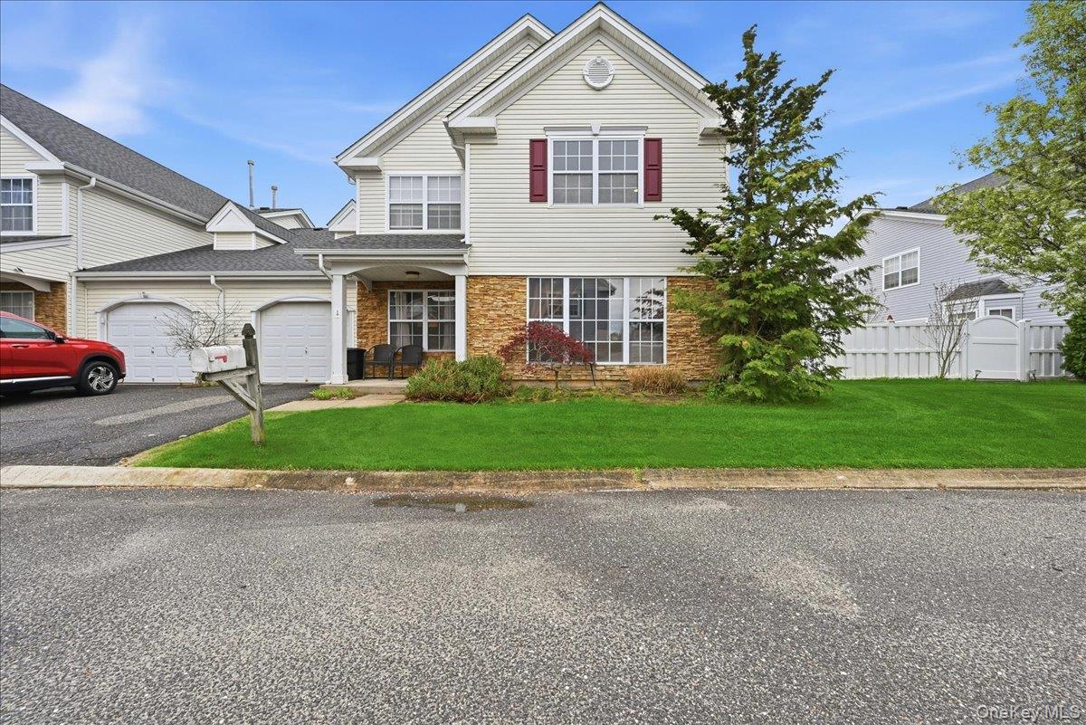 10 Casey Lane – For Sale