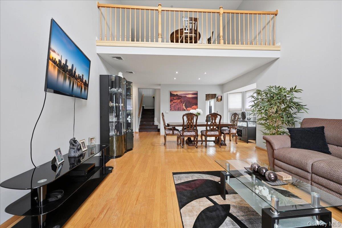 10 Casey Lane – For Sale photo 4