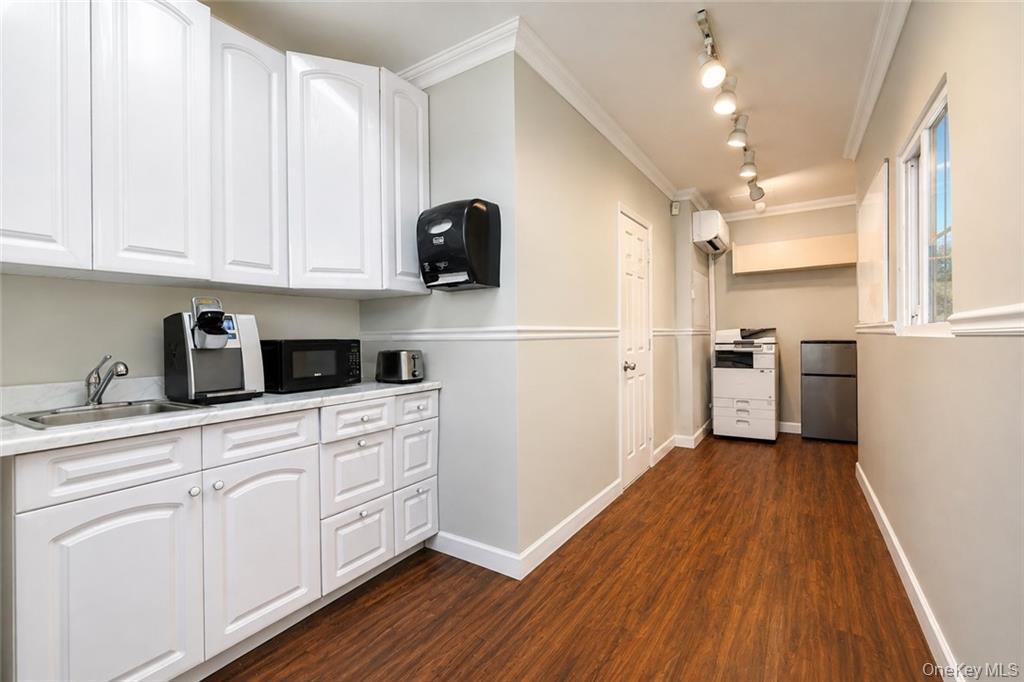 360 Targee Street – For Sale photo 8