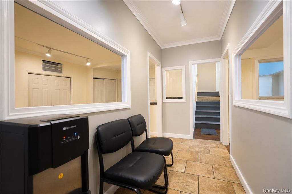 360 Targee Street – For Sale photo 2