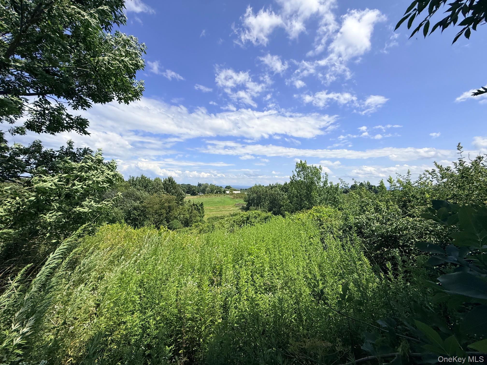 26 Quaker Hill Road – For Sale