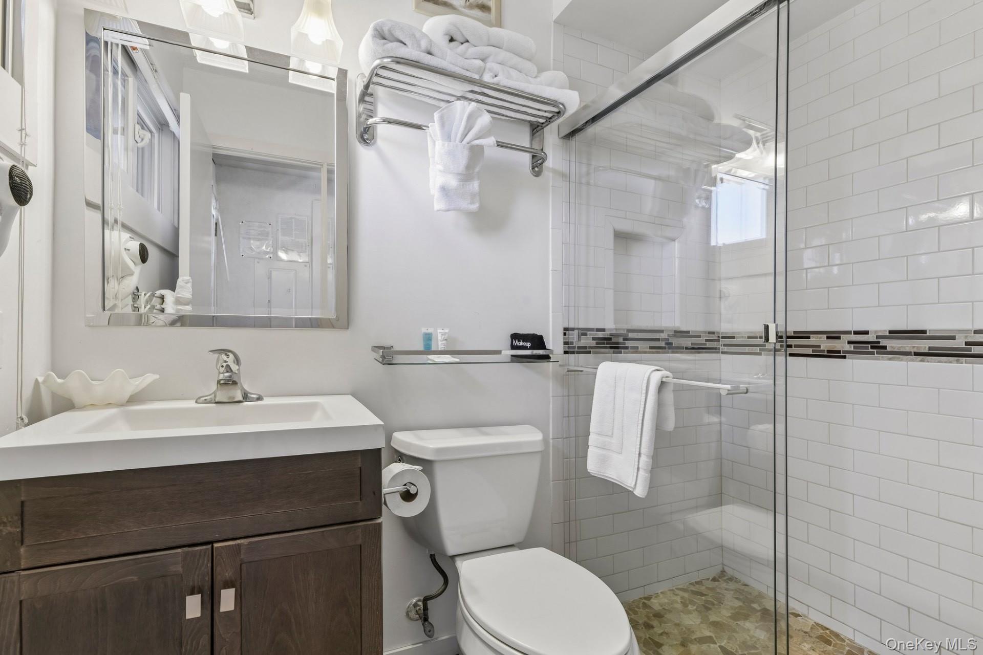 2004 Montauk Highway, Unit 2012 photo 8