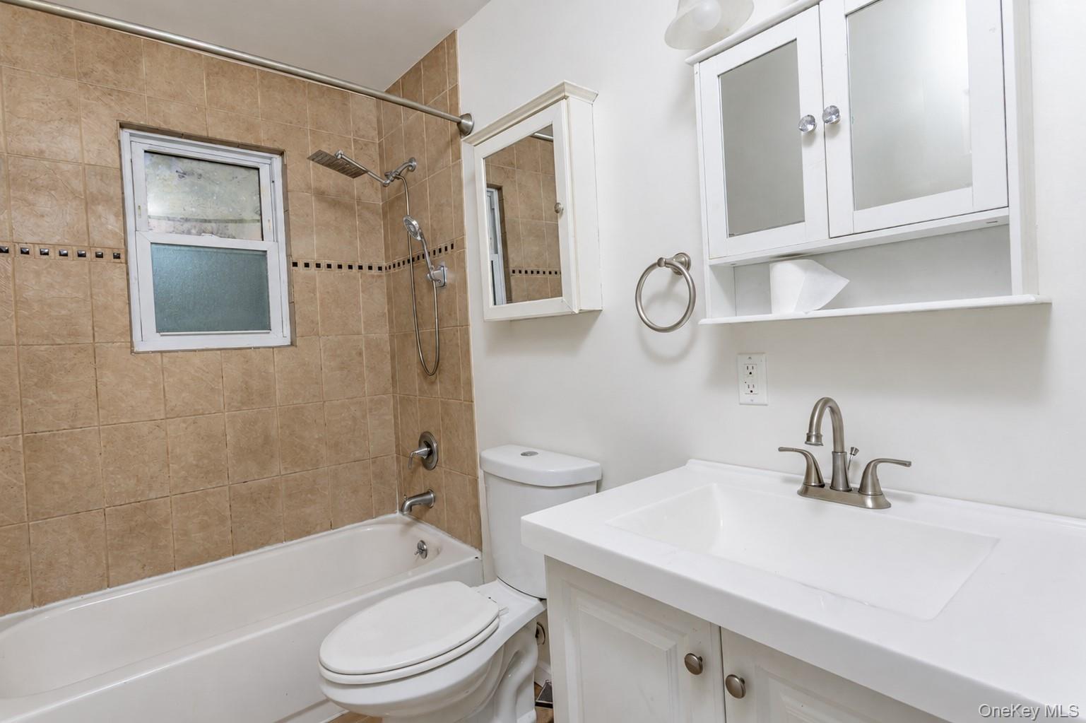 132 48th Street – For Sale photo 4