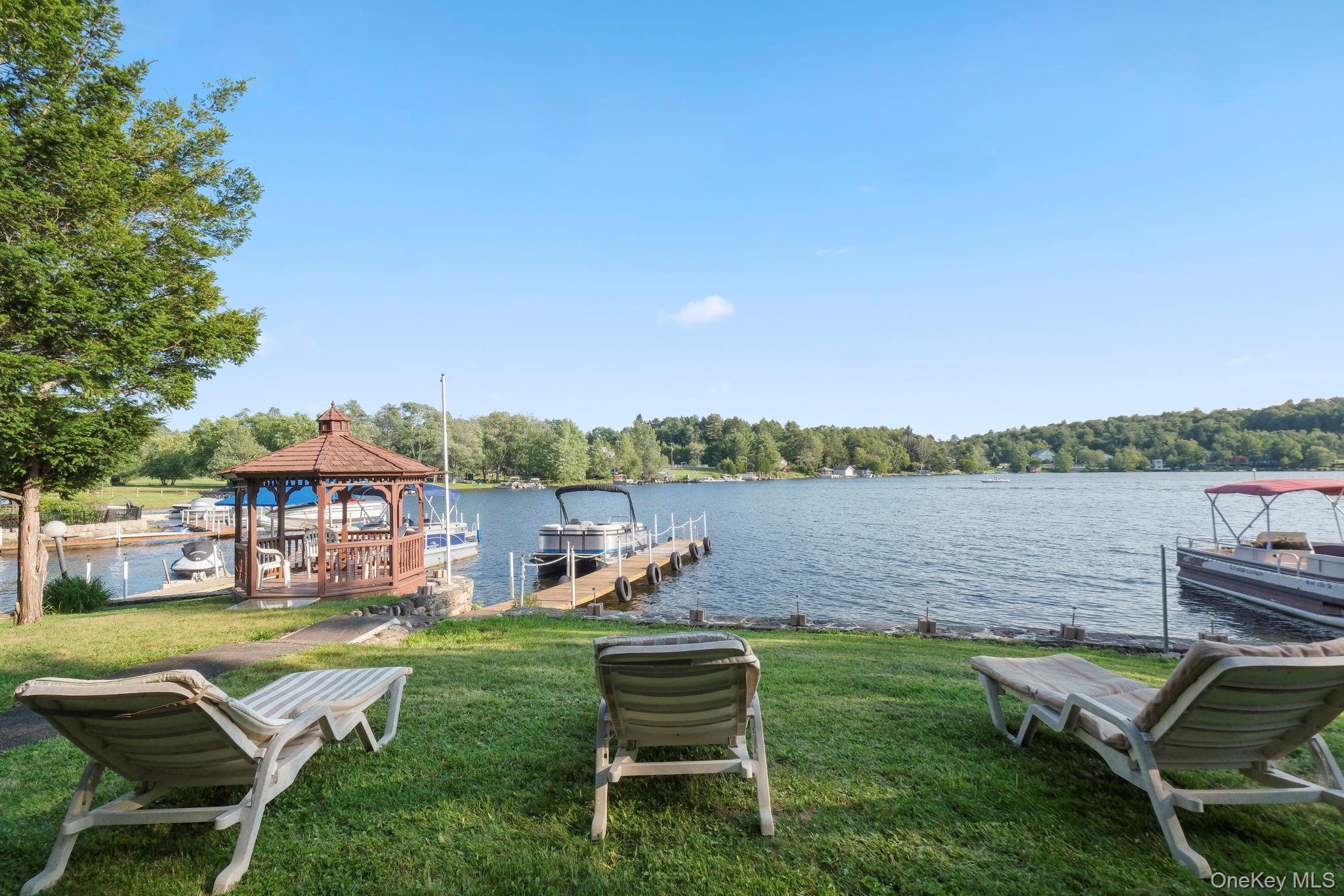 1023 Lake Shore Drive – For Sale photo 7