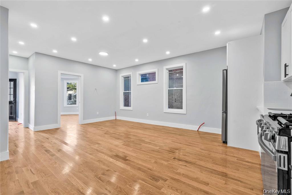 1462 New York Avenue – For Sale photo 3