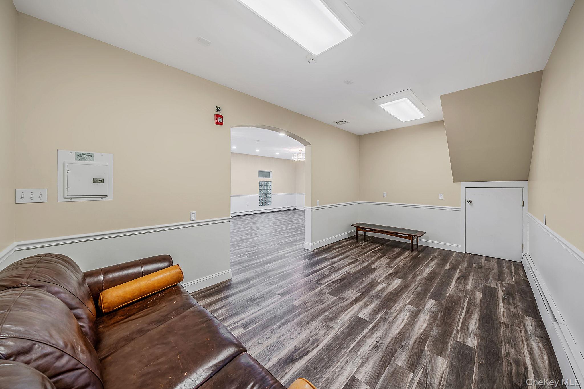 41 Echo Avenue – For Rent photo 11