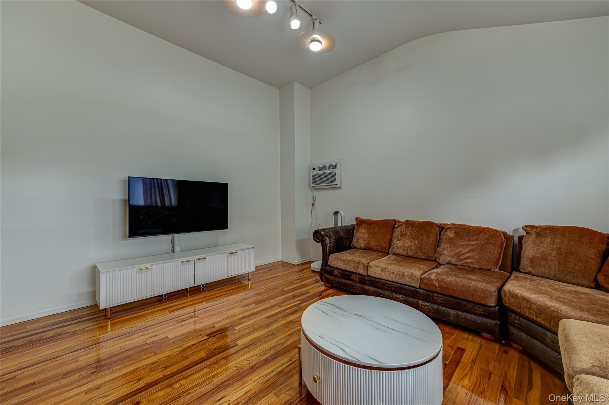 105 Rumford Road – For Sale photo 8