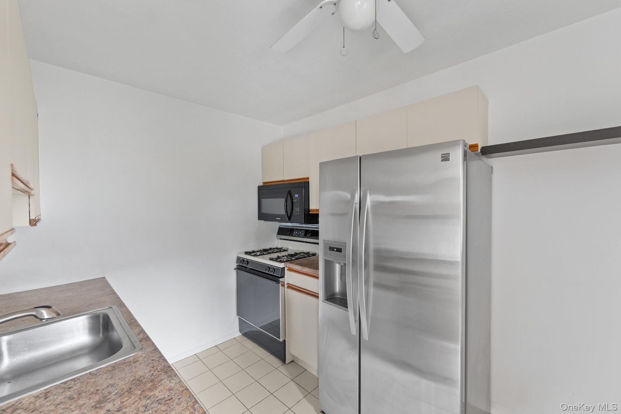 5 Kings Court – For Sale photo 8