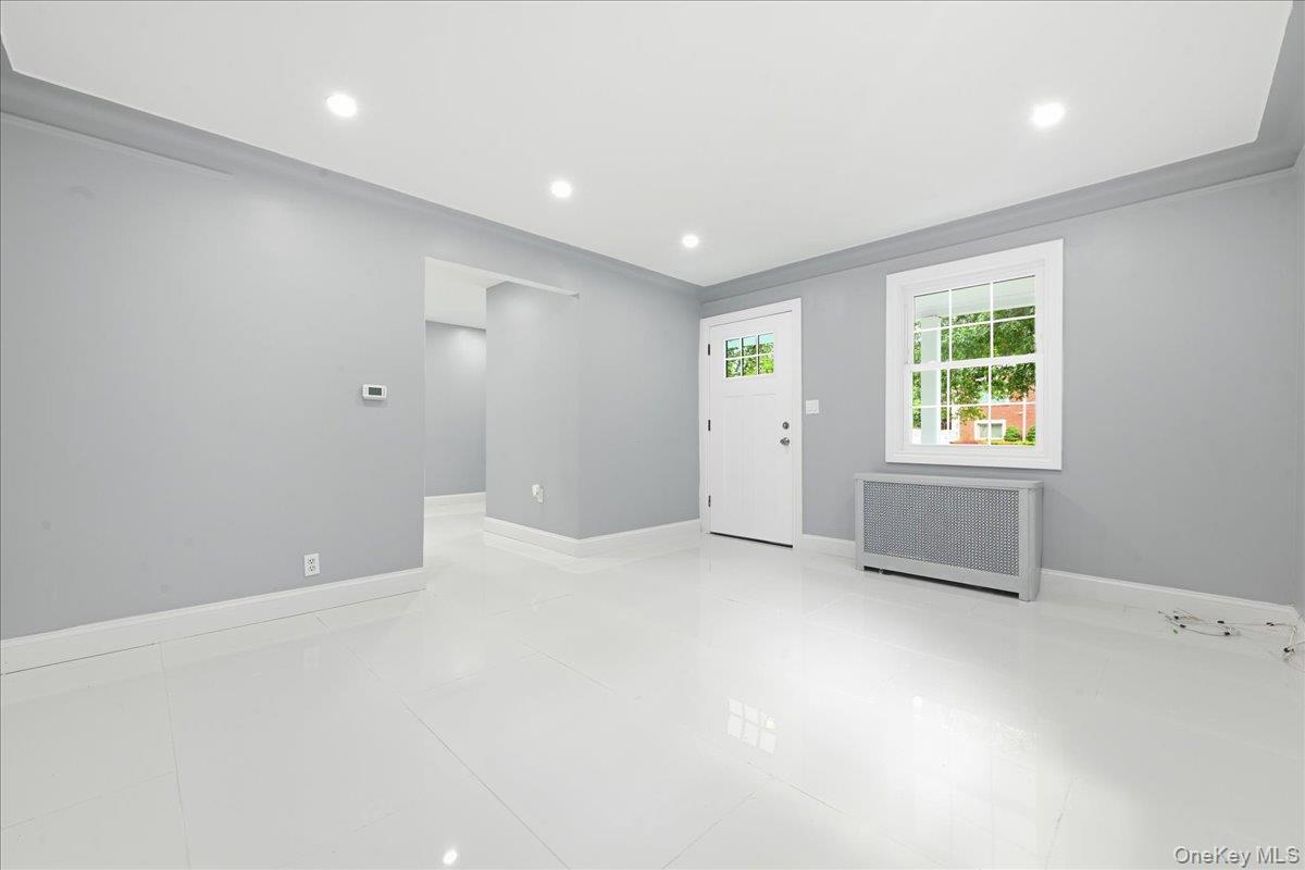 415 Leonard Boulevard – For Sale photo 8