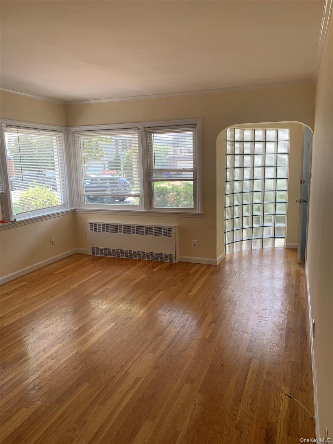 431 E Chester Street – For Rent photo 4