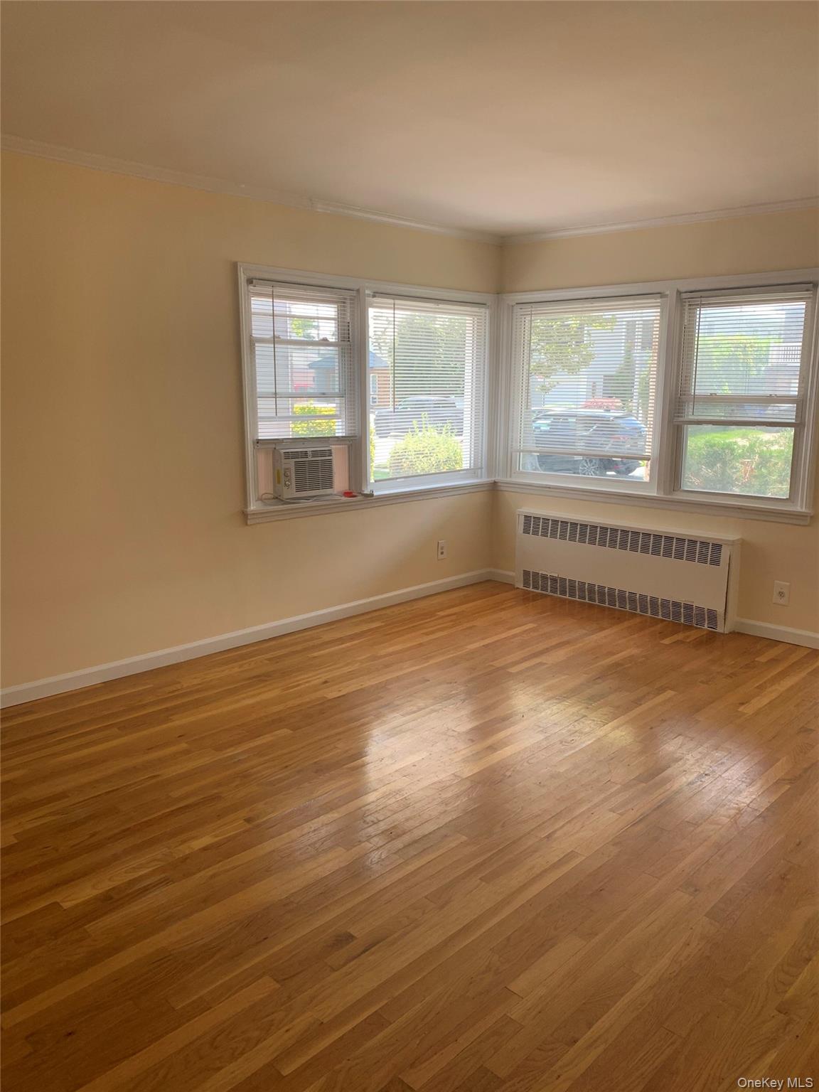 431 E Chester Street – For Rent photo 5