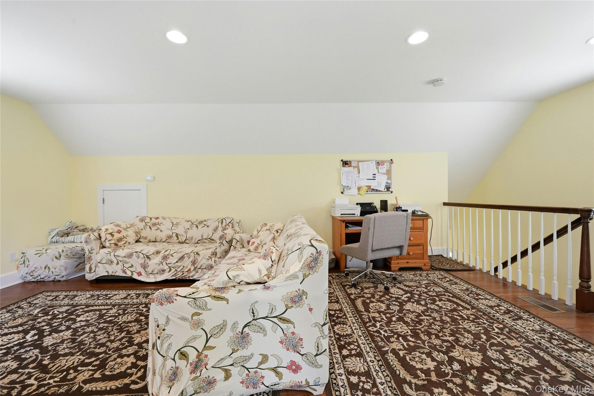 870 Parkview Lane – For Sale photo 24